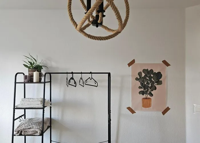 Cozy House And Free Parking *