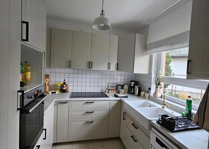 Cozy House And Free Parking *