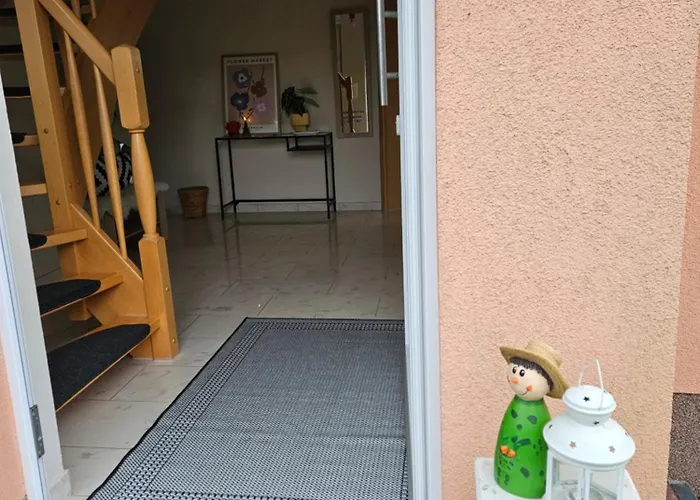 Cozy House And Free Parking 아파트