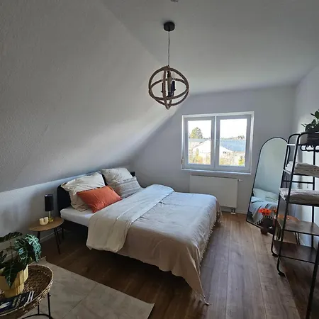 Cozy House And Free Parking شقة